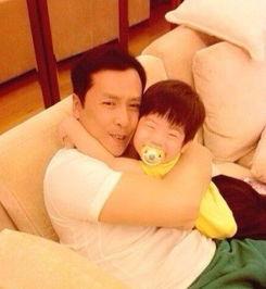 二胎明星爆料视频合集,温馨爆笑视频合集大揭秘